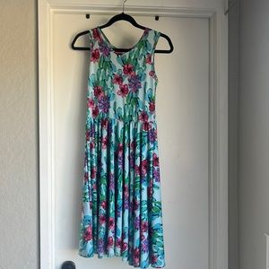 Dot dot smile dress